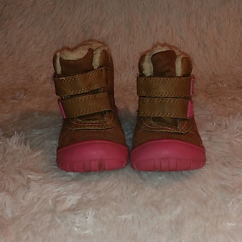 🌈Jam brown pink sheepskin fur baby snow boots sz9
